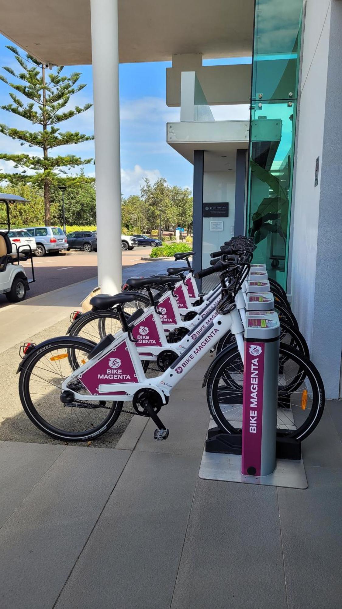 Pullman Magenta Shores Resort Entrance Εξωτερικό φωτογραφία Bike share bikes at the University of Queensland, St Lucia campus
